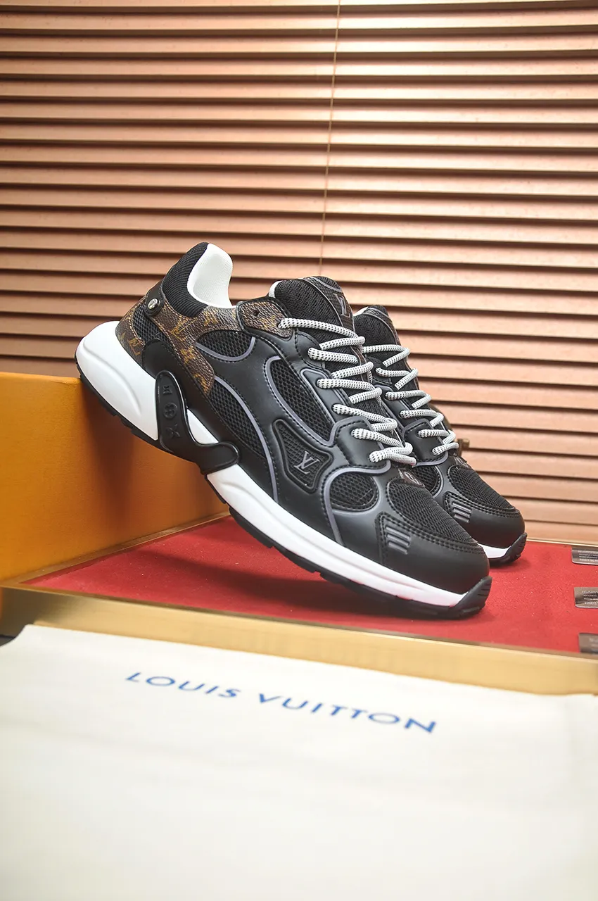 Men's men's shoes 💰640💶[LOUIS VUITTON] (couples 💑 style) new original order 🍀LV Louis Vuitton * - top version of LV classic trendy shoes! Made of imported original fabrics, mesh lining, and original wear-resistant rubber foam outsole! High quality products! Size (Female 35-39) (Male 39-44)